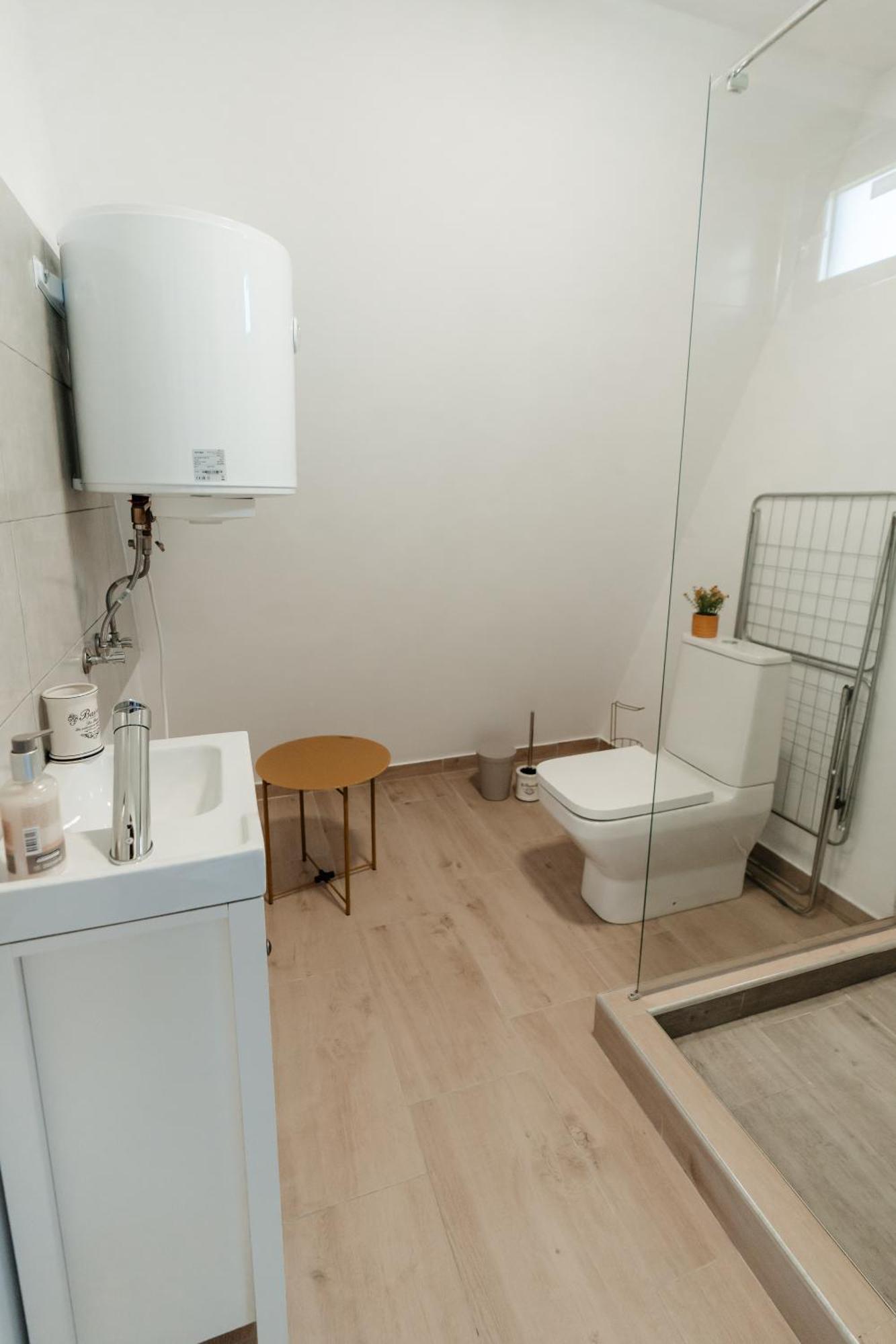 Cavo Village- Cabins Rental Baile 1 Mai Rontau Eksteriør bilde
